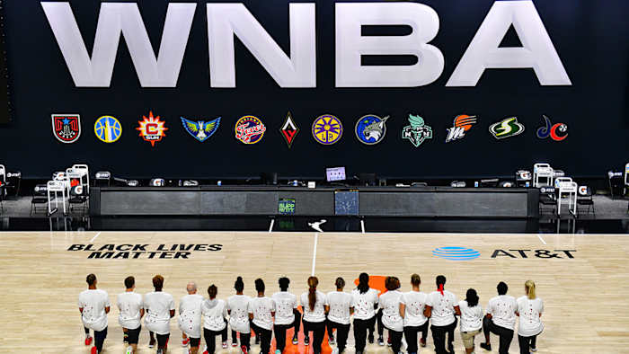 wnba-players-kneel-blm